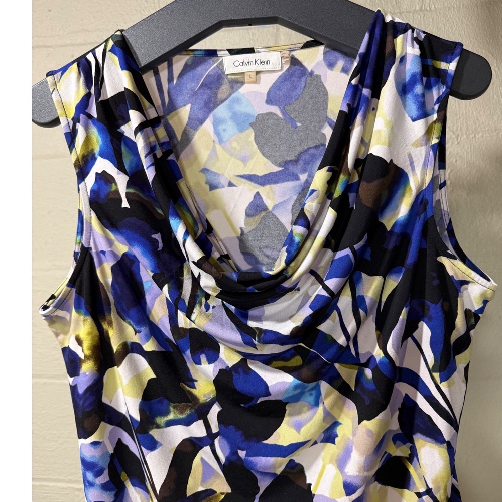 Calvin Klein L Blue Abstract Floral Cowl Neck Sleeveless Blouse Top Professional - Picture 5 of 7